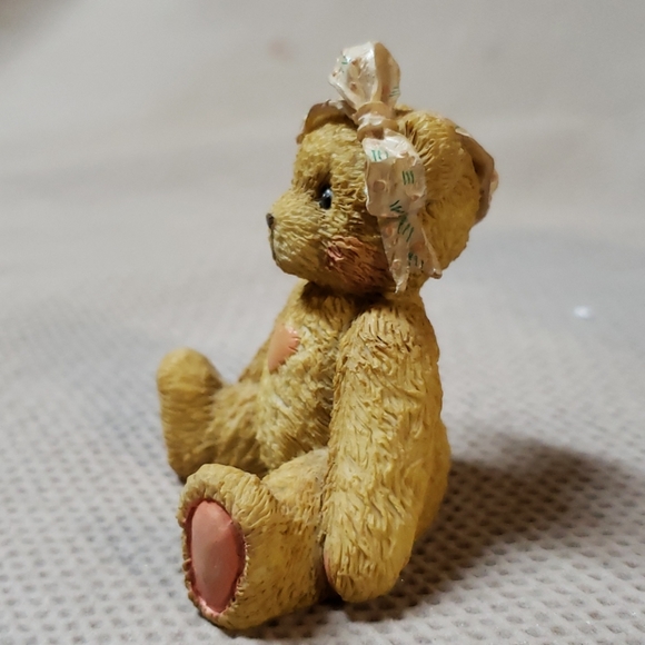 Cherished Teddies, Sara - Picture 2 of 7